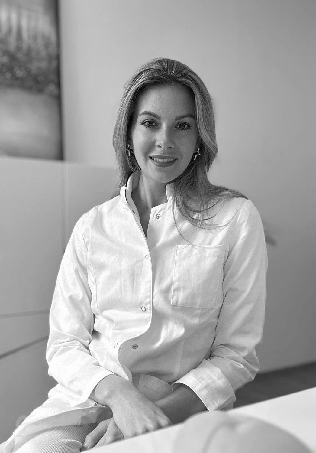 Dr. Viktoria König