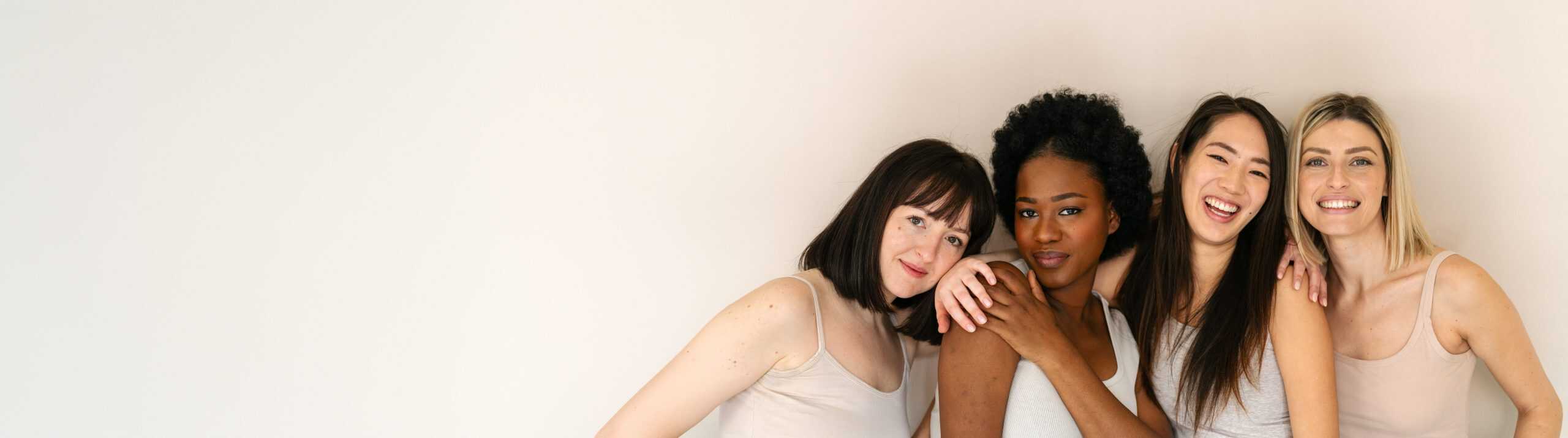 Frauen im Schönheitsinstitut für ästhetische Behandlungen in Wien.